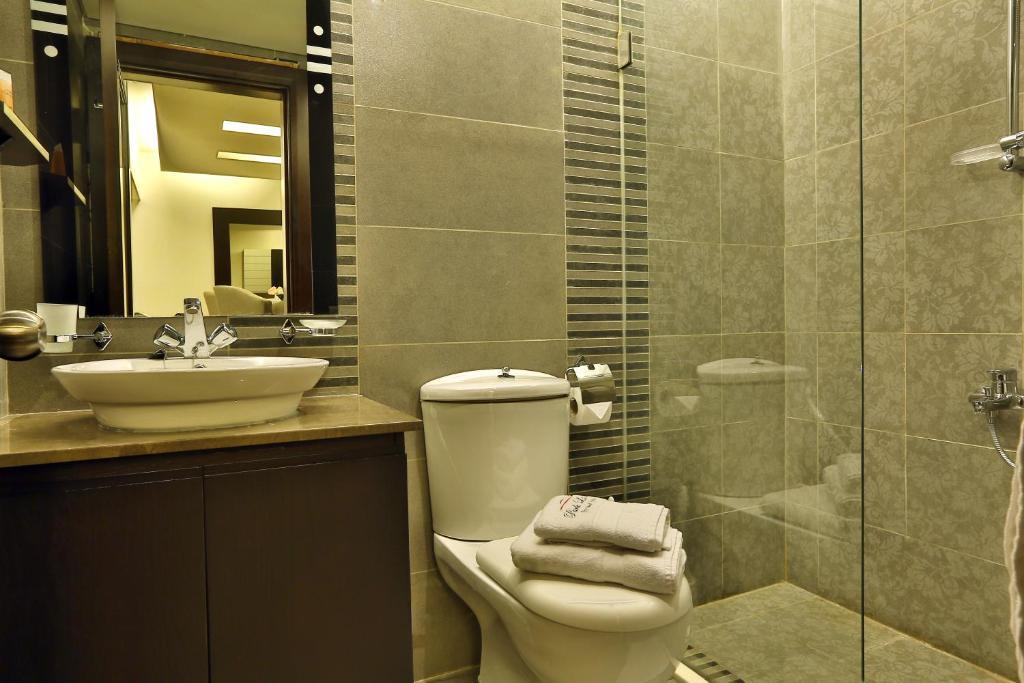 Park Lane Furnished Suites