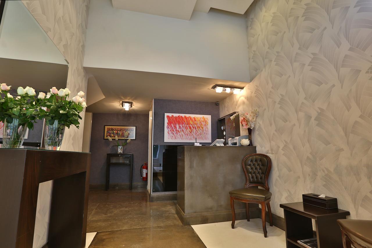 Park Lane Furnished Suites *